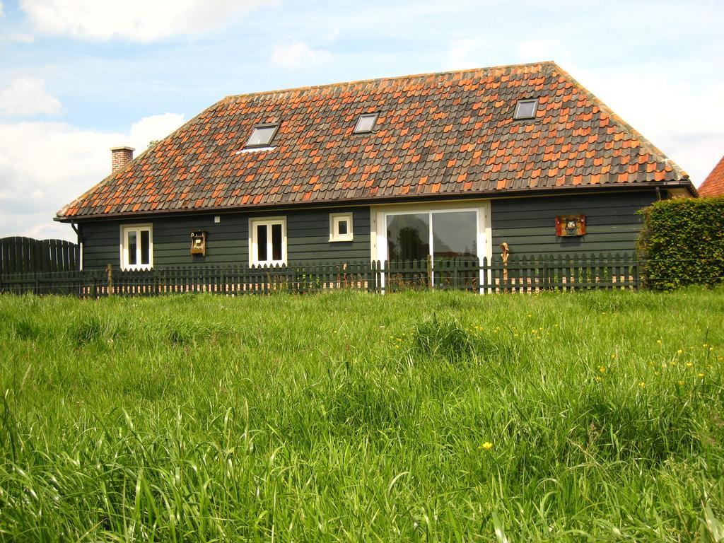 Charming Holiday Home In Zele Near The Forest Eksteriør bilde