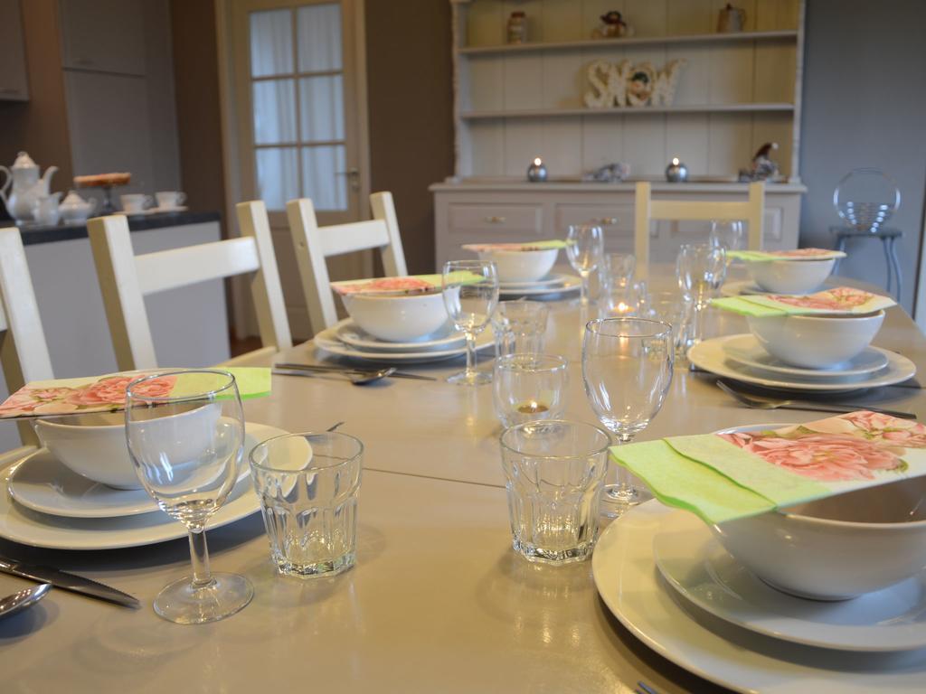Charming Holiday Home In Zele Near The Forest Eksteriør bilde
