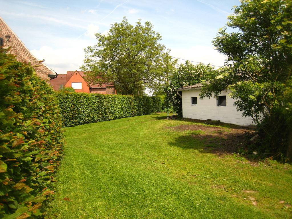 Charming Holiday Home In Zele Near The Forest Eksteriør bilde